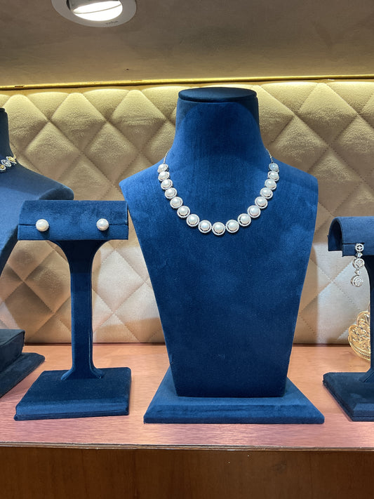 Pearl necklace