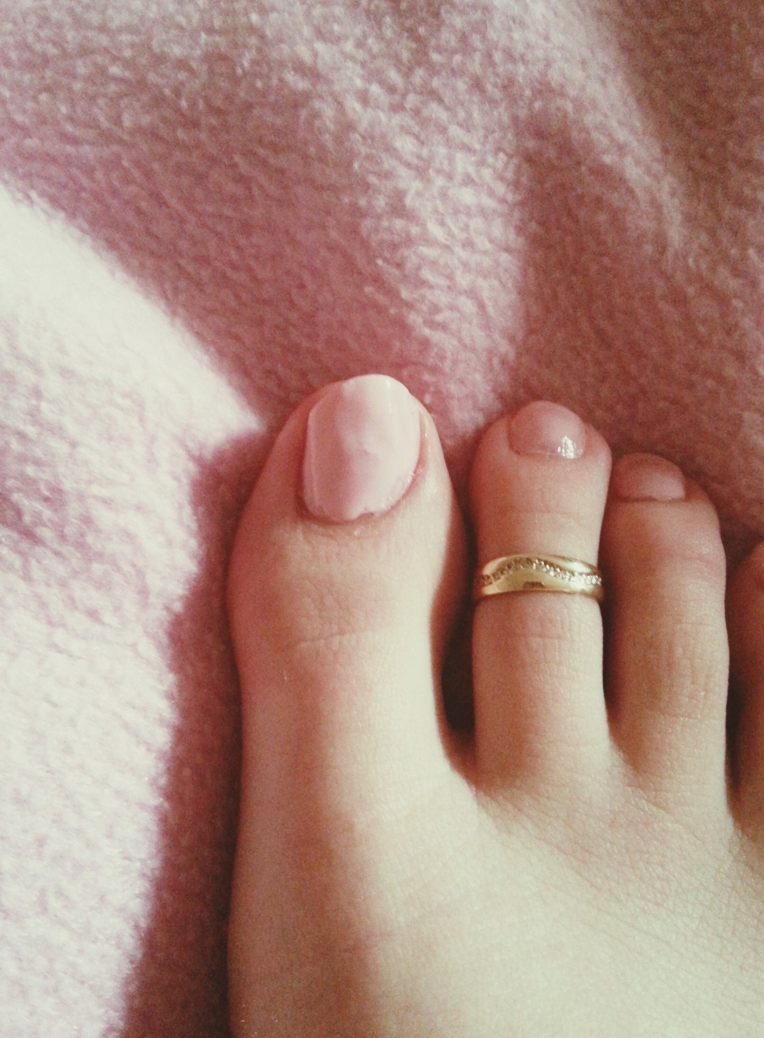 Toe rings