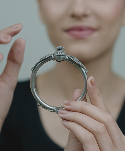 Handcrafted Oxidised Silver Openable Bangle – Ethnic & Festive Wear